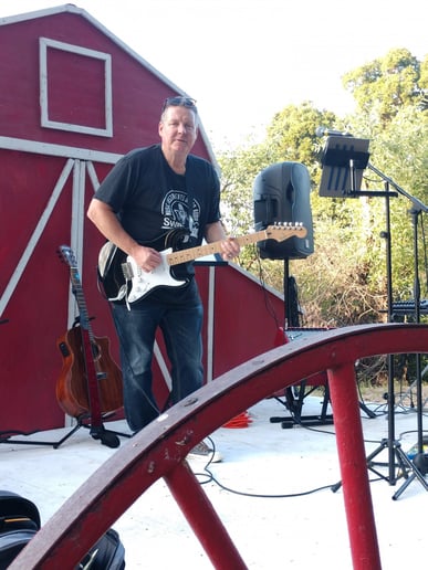 Gallery photo 6 of Keith The Guitar Guy