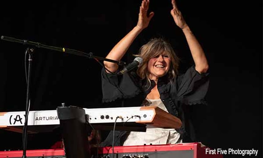 Gallery photo 6 of Gypsy Dreams: A Fleetwood Mac Tribute