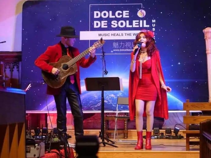 Gallery photo 3 of Songbird Vocal Guitar Duo