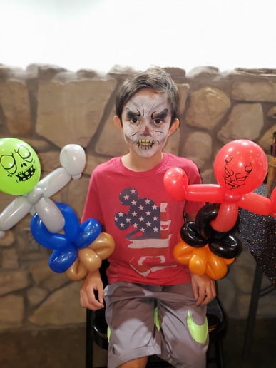 Gallery photo 5 of A Touch of Magic Entertainment