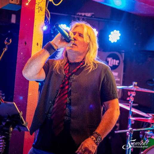 Gallery photo 1 of H & R Rock