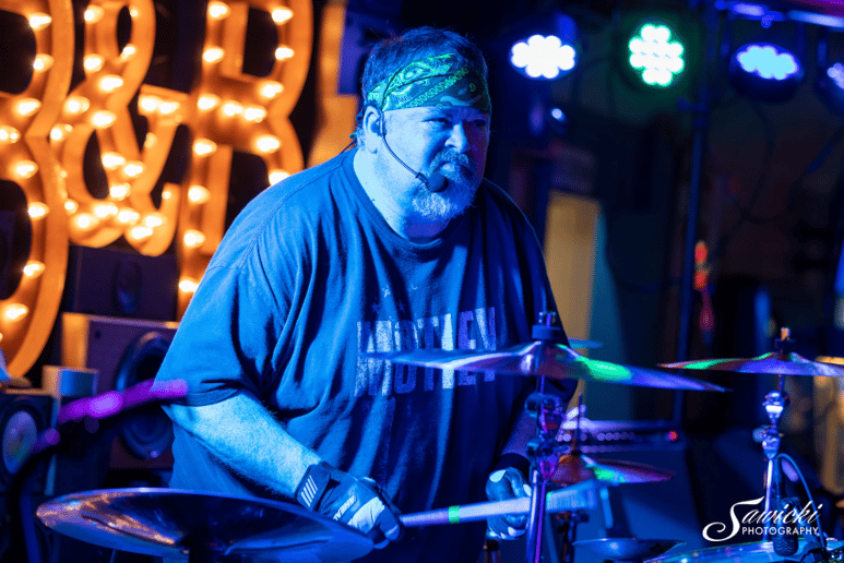 Gallery photo 3 of H & R Rock