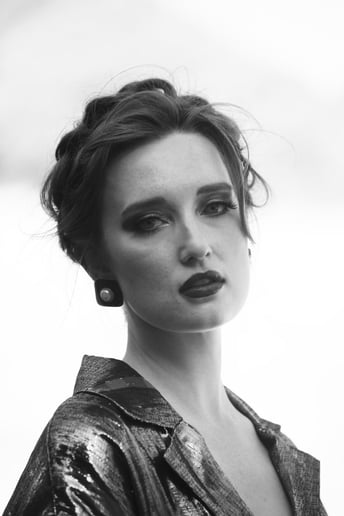 Gallery photo 2 of Hailee J Artistry