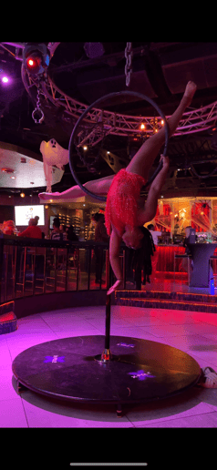 Gallery photo 2 of Hailey B. Spins