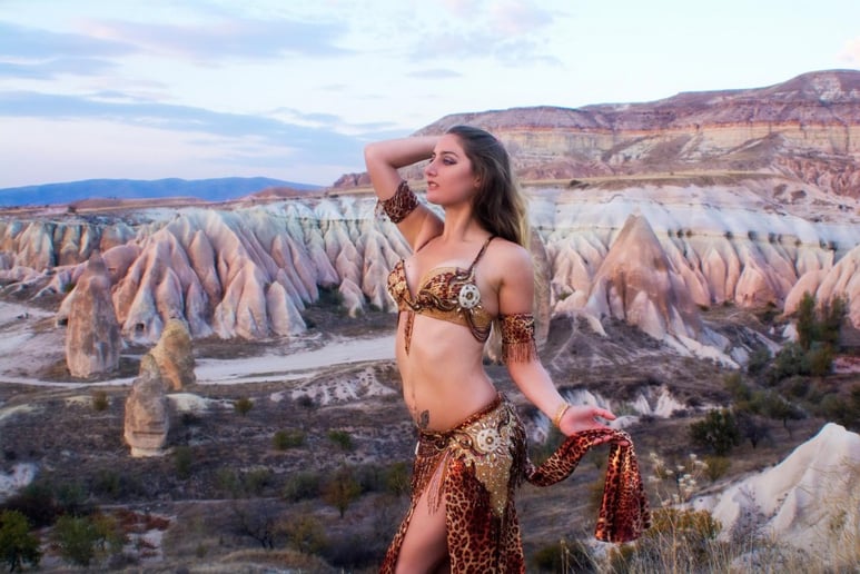 Gallery photo 2 of Hailey Sanura Bellydance