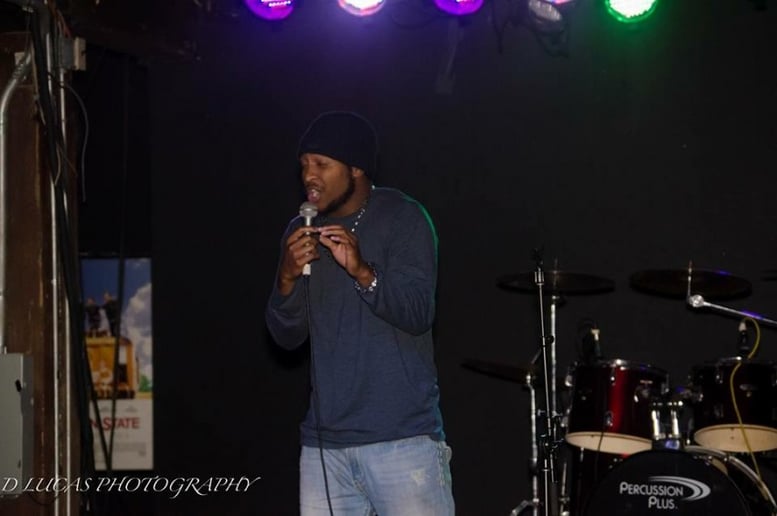 Gallery photo 4 of Hakeem Romance