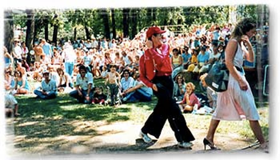 Gallery photo 9 of Hamlet the Clown