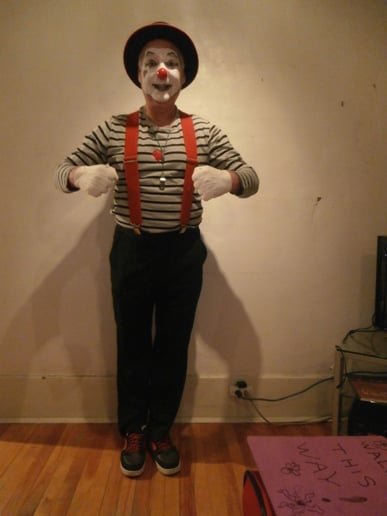 Gallery photo 7 of Hamlet the Clown