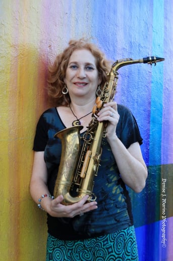 Gallery photo 1 of Hana Dolgin