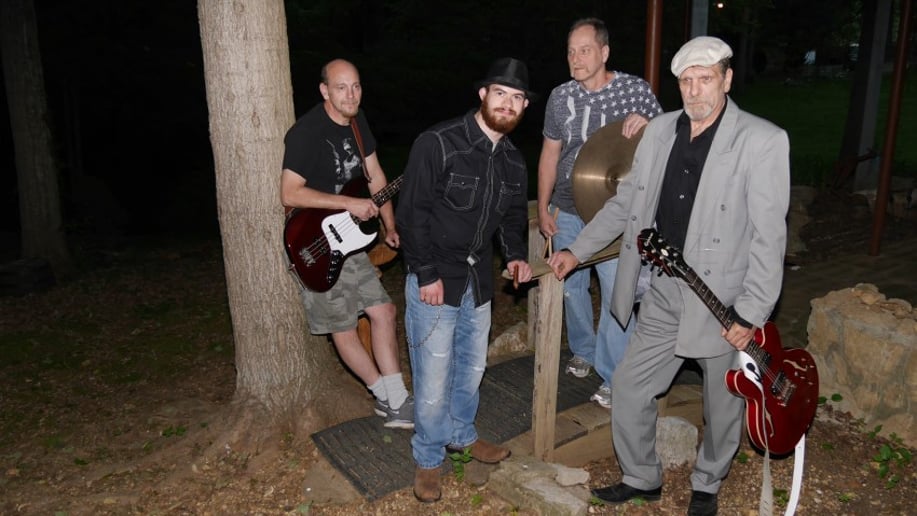 Gallery photo 1 of Hank Smith Band