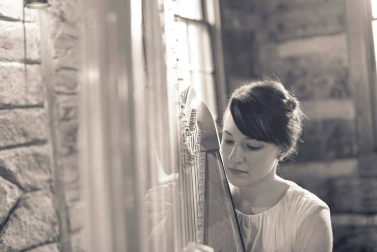 Gallery photo 6 of Hannah Anderson, harpist