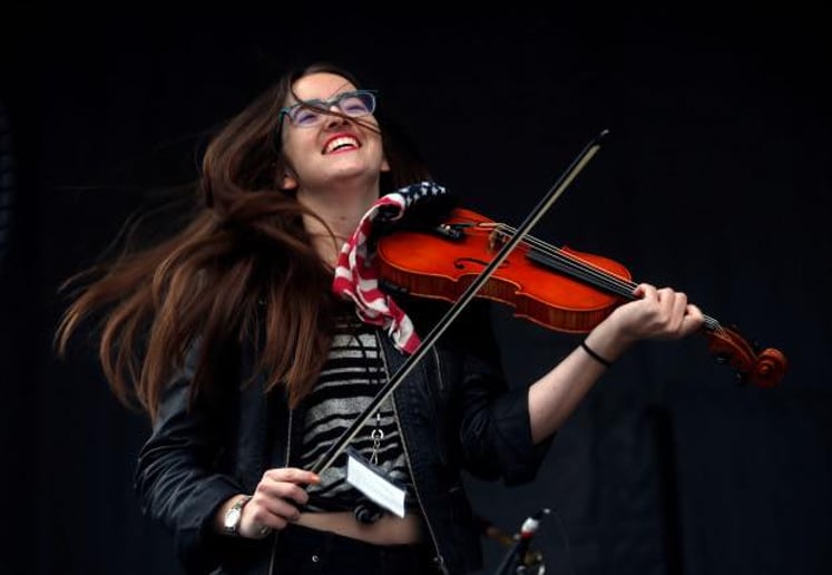 Gallery photo 3 of Hannah Glass