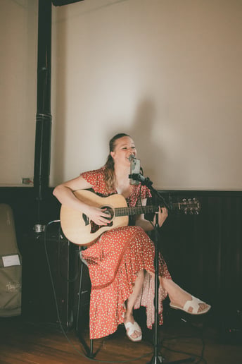 Gallery photo 4 of Hannah Mello