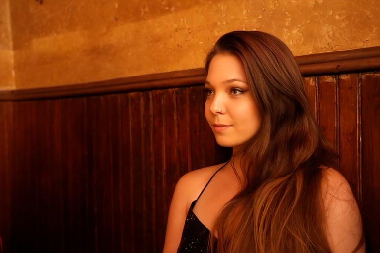 Gallery photo 1 of Hannah Ray