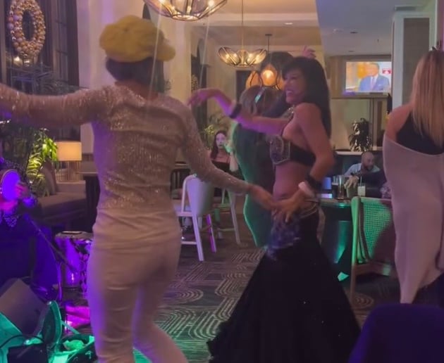 Gallery photo 5 of Hannah Belly Dance