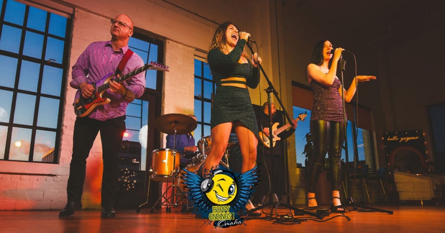 Gallery photo 7 of Happy Endings Band