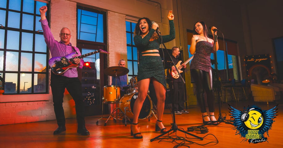 Gallery photo 9 of Happy Endings Band