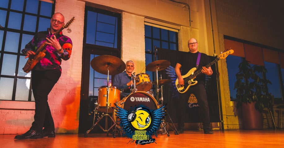 Gallery photo 13 of Happy Endings Band