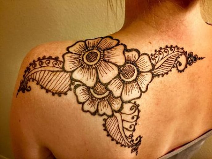 Gallery photo 26 of Happy Go Henna