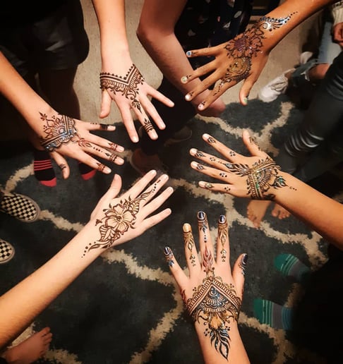 Gallery photo 2 of Happy Go Henna