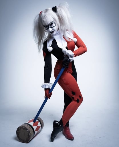 Gallery photo 4 of Harley Frances with Gotham Gal Cosplay