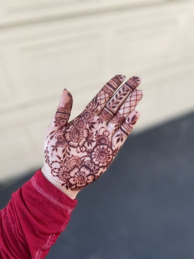 Gallery photo 5 of Harmonic Henna