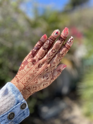 Gallery photo 7 of Harmonic Henna