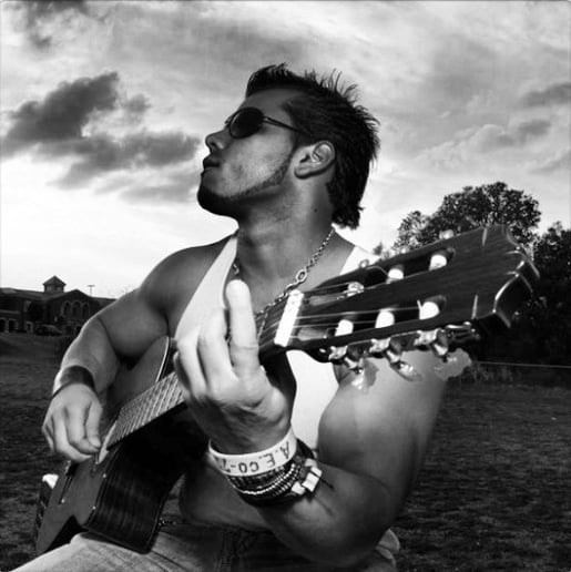 Gallery photo 3 of Harold Huertas