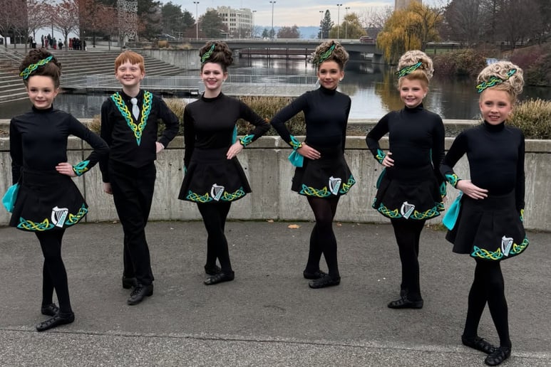 Gallery photo 4 of Harp Irish Dance Company