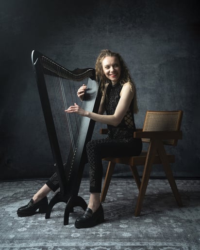 Gallery photo 3 of Harp to Heart