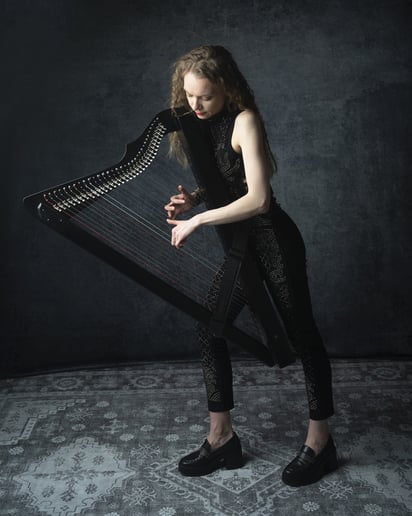 Gallery photo 5 of Harp to Heart