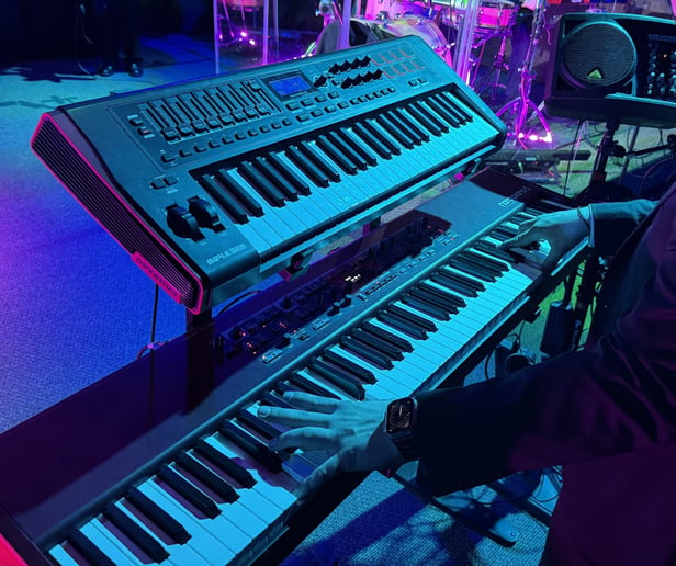 Gallery photo 12 of Electric Harmony