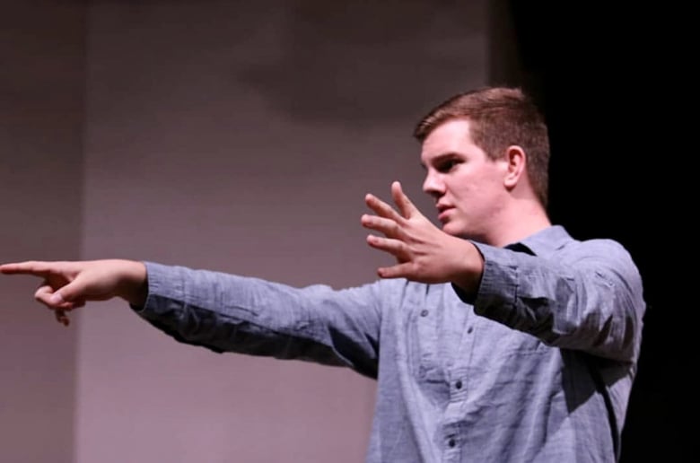 Gallery photo 3 of Harrison Zeller - Magician