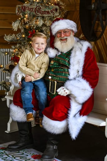 Gallery photo 4 of Harvest Santa