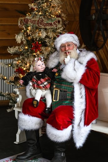 Gallery photo 6 of Harvest Santa