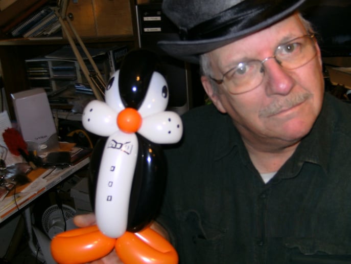 Gallery photo 7 of Hatter Mike - Your Balloon Artist