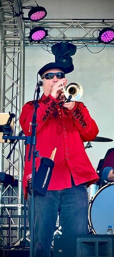 Gallery photo 2 of Havasu Trumpet Guy