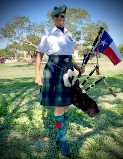 Gallery photo 2 of Have bagpipes, will travel