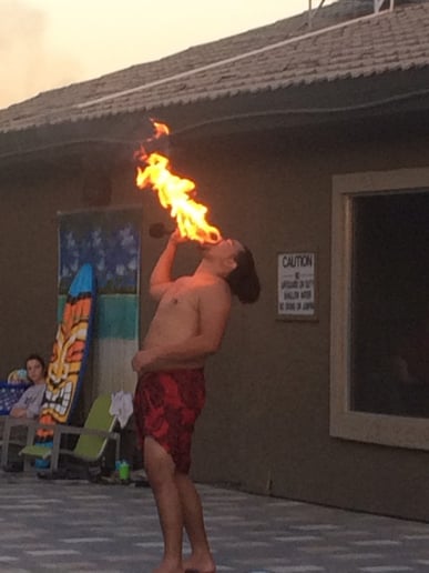 Gallery photo 7 of Hawaiian Dancers & Fire knife Dancers