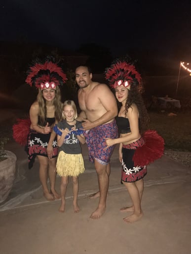 Gallery photo 19 of Hawaiian Dancers & Fire knife Dancers