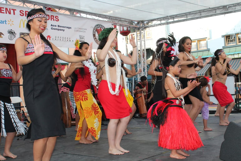 Gallery photo 3 of Hawaiian Entertainers