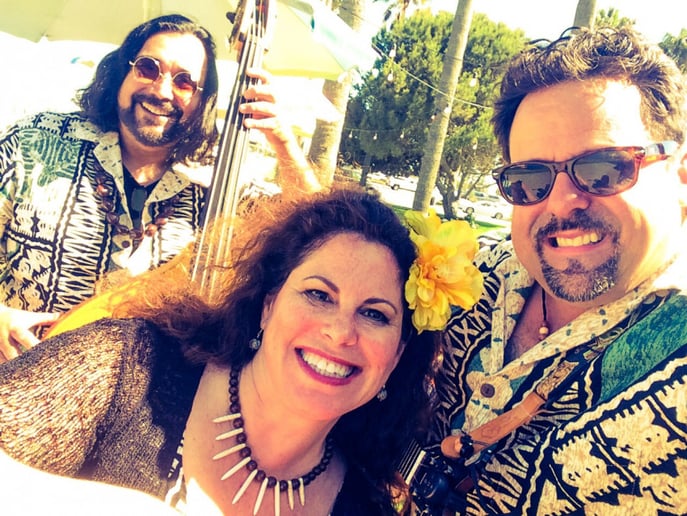 Gallery photo 7 of Jill Martini & The Shrunken Heads
