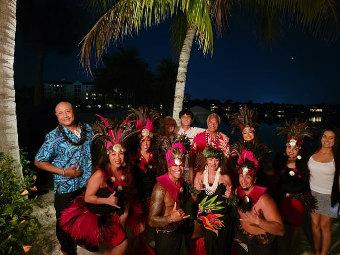 Gallery photo 5 of Hawaiianshows