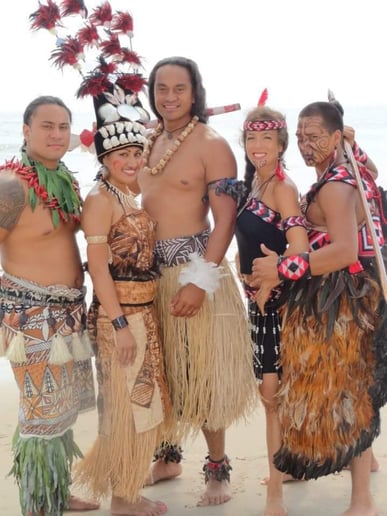 Gallery photo 8 of Hawaiianshows
