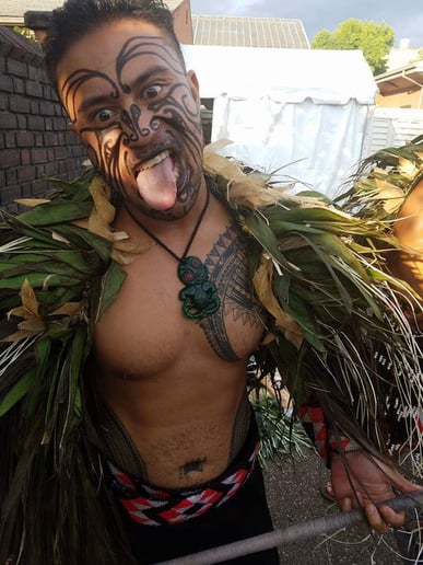 Gallery photo 15 of Hawaiianshows