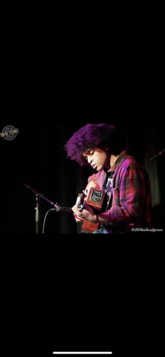 Gallery photo 1 of Haz