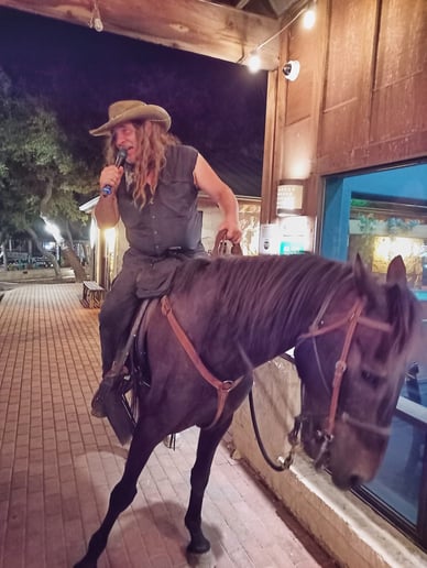Gallery photo 7 of Heart Of Texas Karaoke
