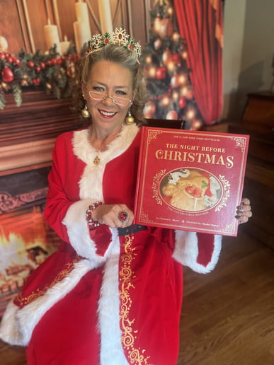 Gallery photo 2 of HeartofOhio Mrs Claus