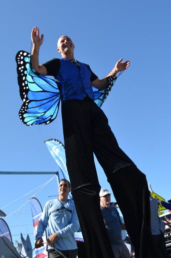 Gallery photo 6 of Hearty-Har-Heartlife Juggling and Stilts