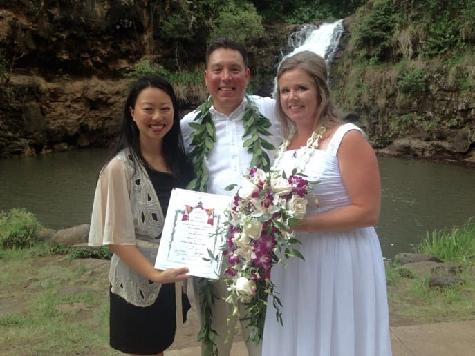 Gallery photo 8 of Heaven and Sea Hawaii Wedding Officiant
